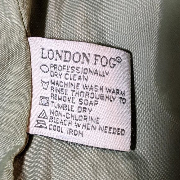 London Fog zippered coat/jacket with hood - Picture 6 of 6